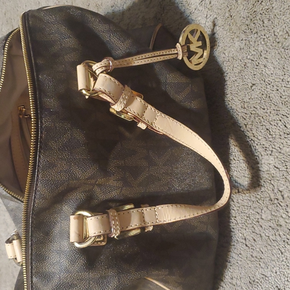 Michael Kors tote